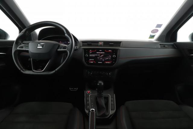Seat Arona image 2