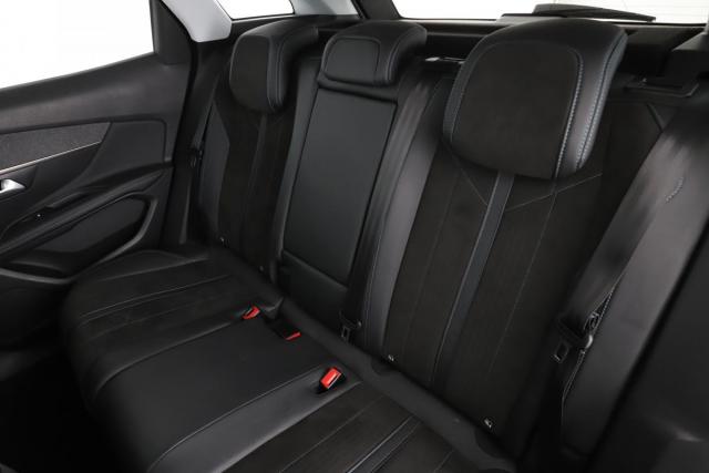 Peugeot 3008 image 9