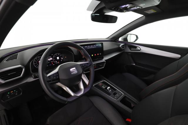 Seat Leon image 3