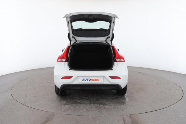Volvo V40 image 3