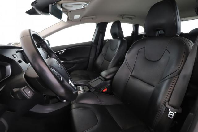 Volvo V40 image 7