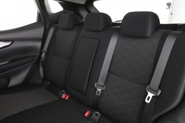 Nissan Qashqai image 2