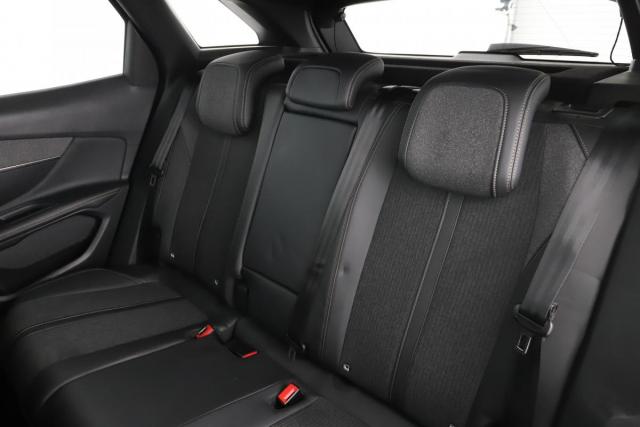 Peugeot 3008 image 1