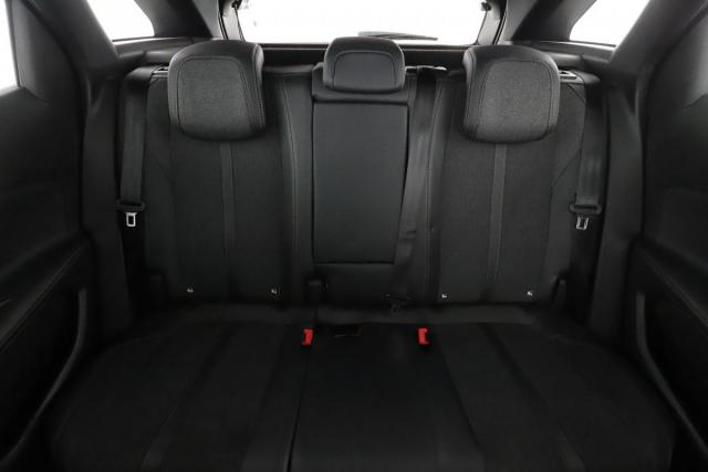 Peugeot 3008 image 9