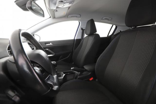 Peugeot 308 image 7