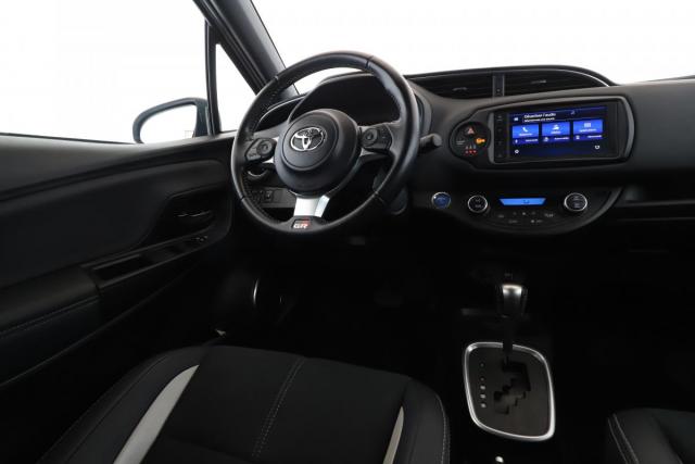 Toyota Yaris image 2
