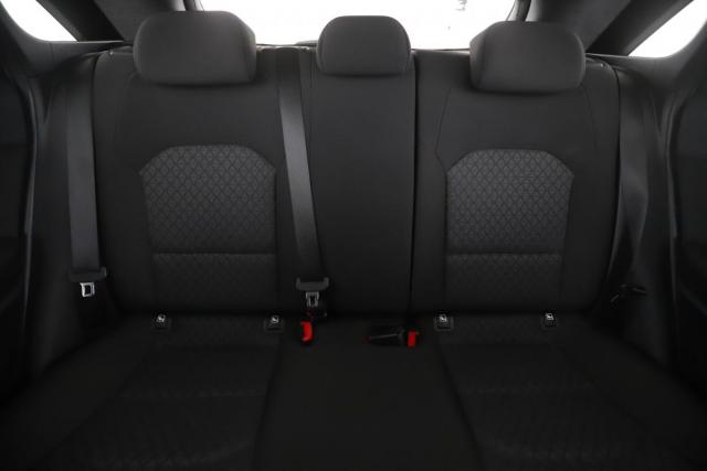 Kia Ceed image 9