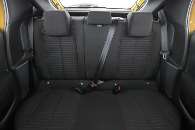 Peugeot 208 image 9