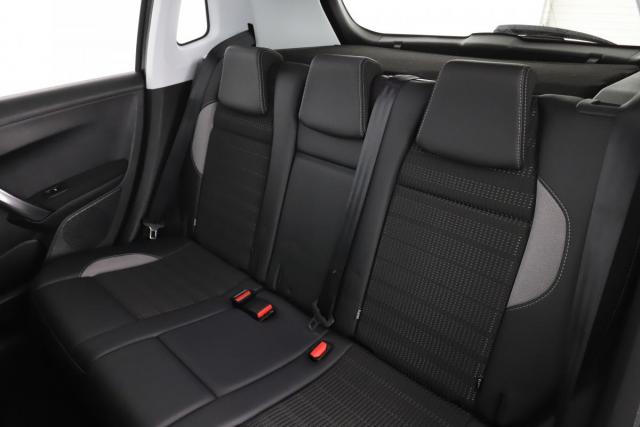 Peugeot 2008 image 7
