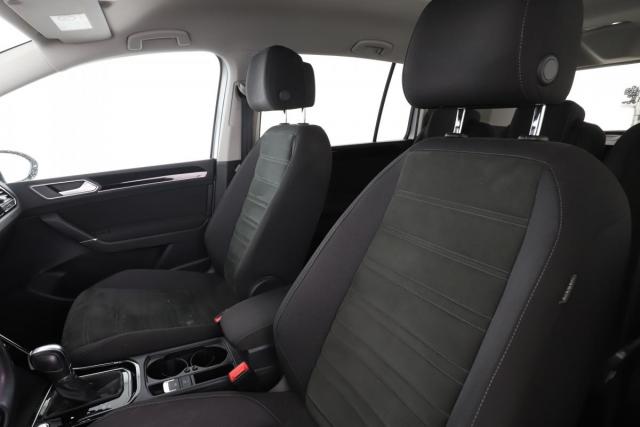 Volkswagen Touran image 4