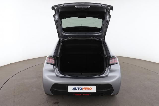 Peugeot 208 image 7