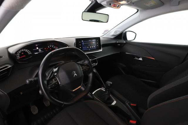 Peugeot 208 image 3