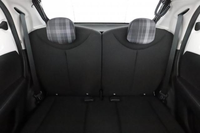 Peugeot 108 image 3