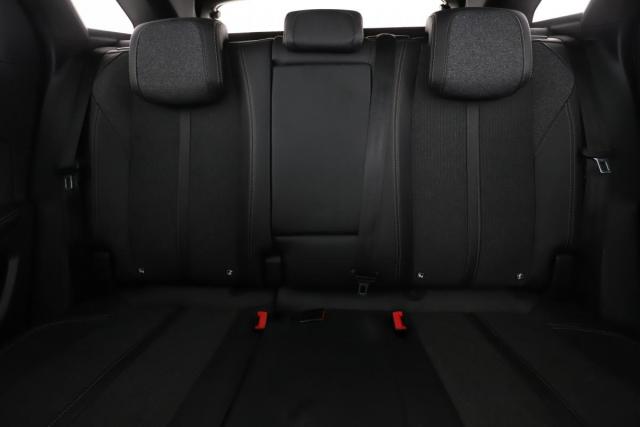 Peugeot 3008 image 3