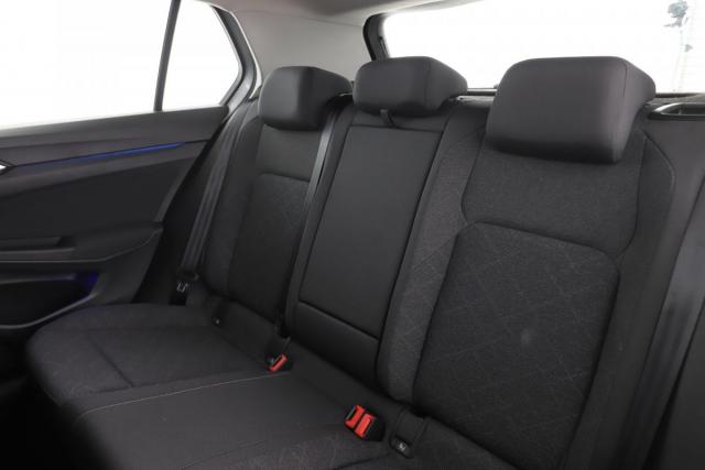 Volkswagen Golf image 5