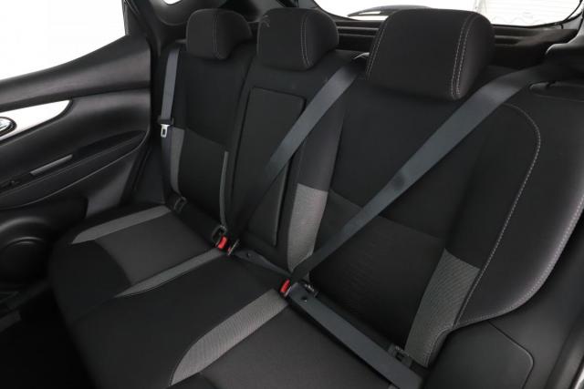 Nissan Qashqai image 1