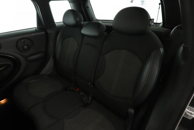 Mini Countryman image 2