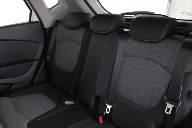 Renault Captur image 1