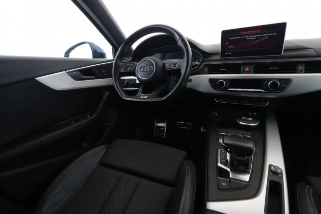 Audi A4 image 8