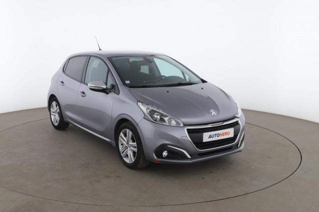 Peugeot 208 image 6