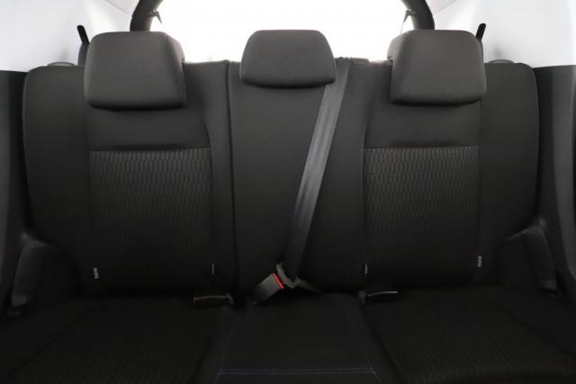 Peugeot 208 image 4