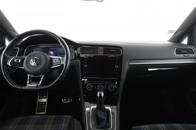 Volkswagen Golf image 5