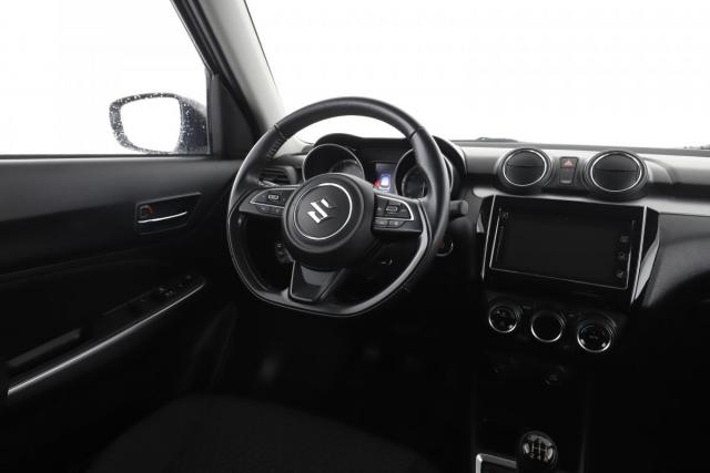 Suzuki Swift image 7