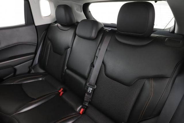 Jeep Compass image 6