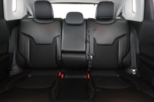 Jeep Compass image 7