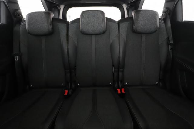 Peugeot 5008 image 7