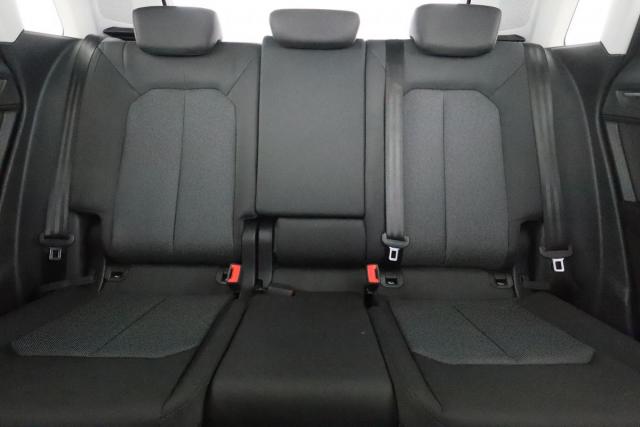 Audi Q3 image 8