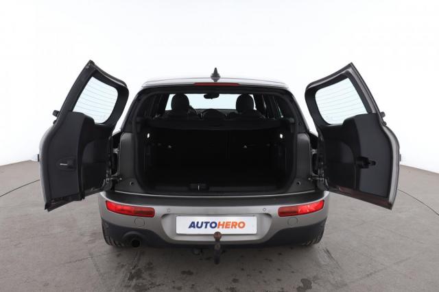 Mini Clubman image 7