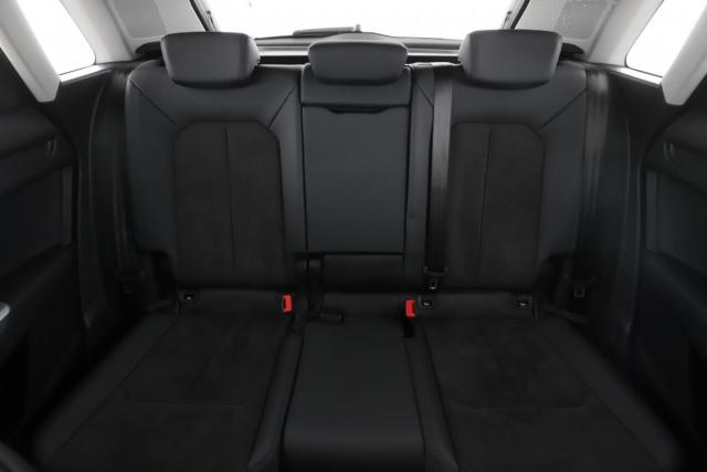 Audi Q3 image 2