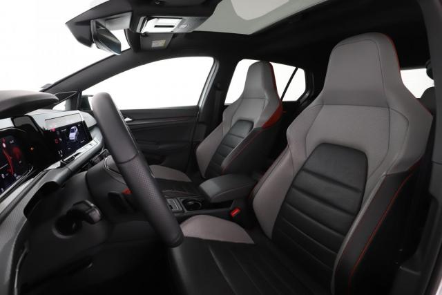 Volkswagen Golf image 7