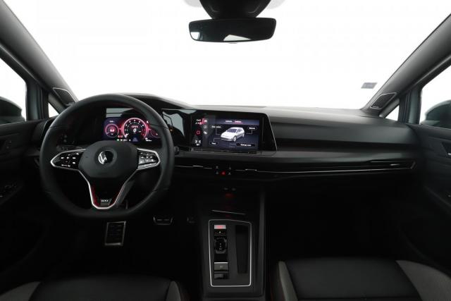 Volkswagen Golf image 5
