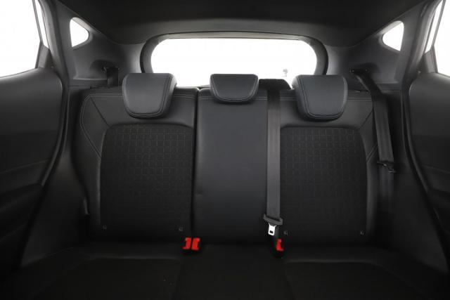 Ford Fiesta image 6