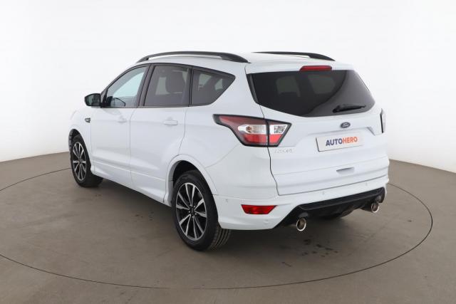 Ford Kuga image 1