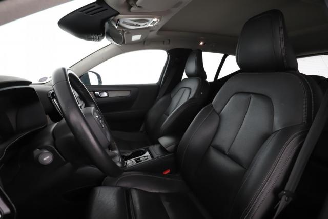 Volvo Xc40 image 8