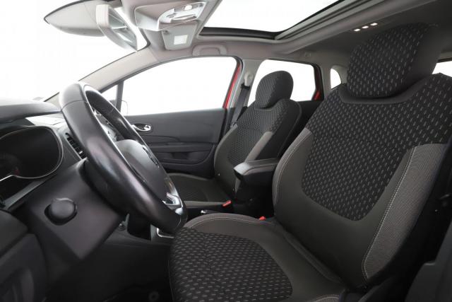 Renault Captur image 2