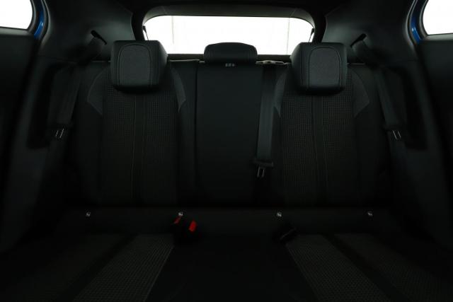 Peugeot 2008 image 9