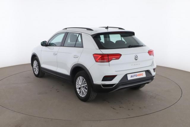 Volkswagen T-Roc image 2