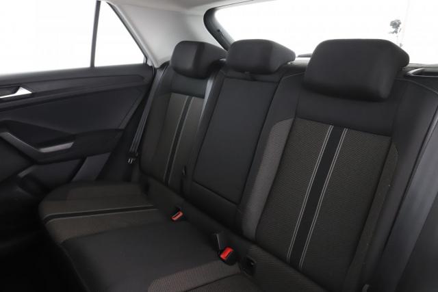 Volkswagen T-Roc image 4