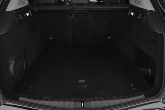 Alfa Romeo Stelvio image 9