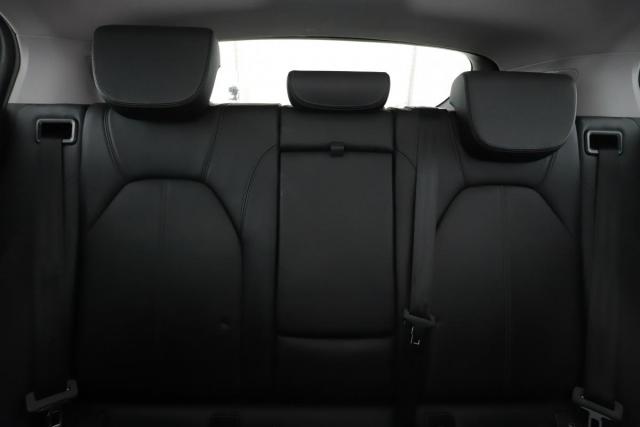 Alfa Romeo Stelvio image 1