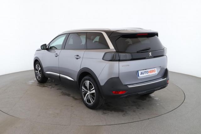 Peugeot 5008 image 8