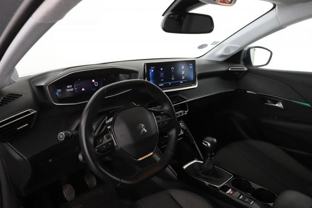 Peugeot 208 image 2