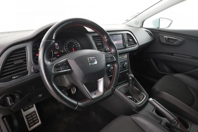 Seat Leon image 2