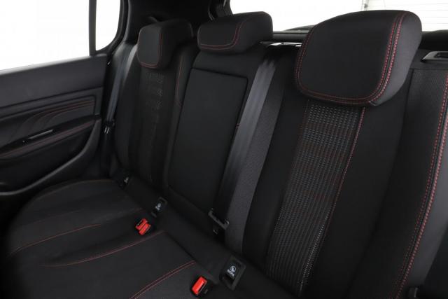 Peugeot 308 image 7