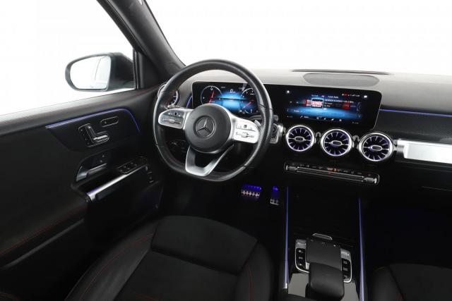 Mercedes Benz Glb image 8