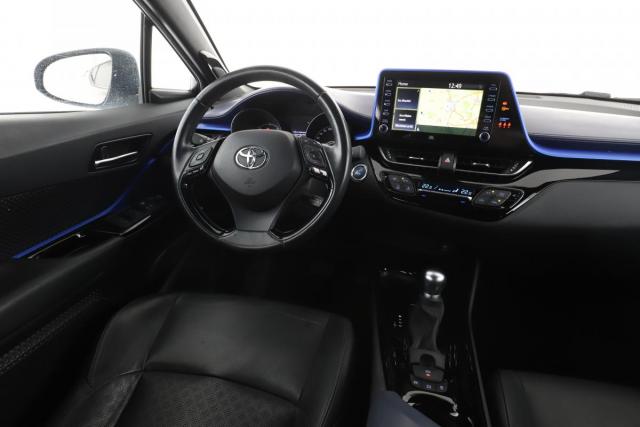 Toyota C-Hr image 4